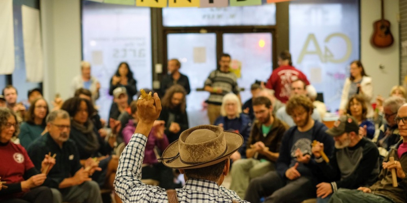 The <a href="/cufolkroots/">C-U Folk Roots Fest</a> Festival starts today, running through Saturday. Sean takes a look and tells us what we can expect: ow.ly/Sebo50Gvmqq