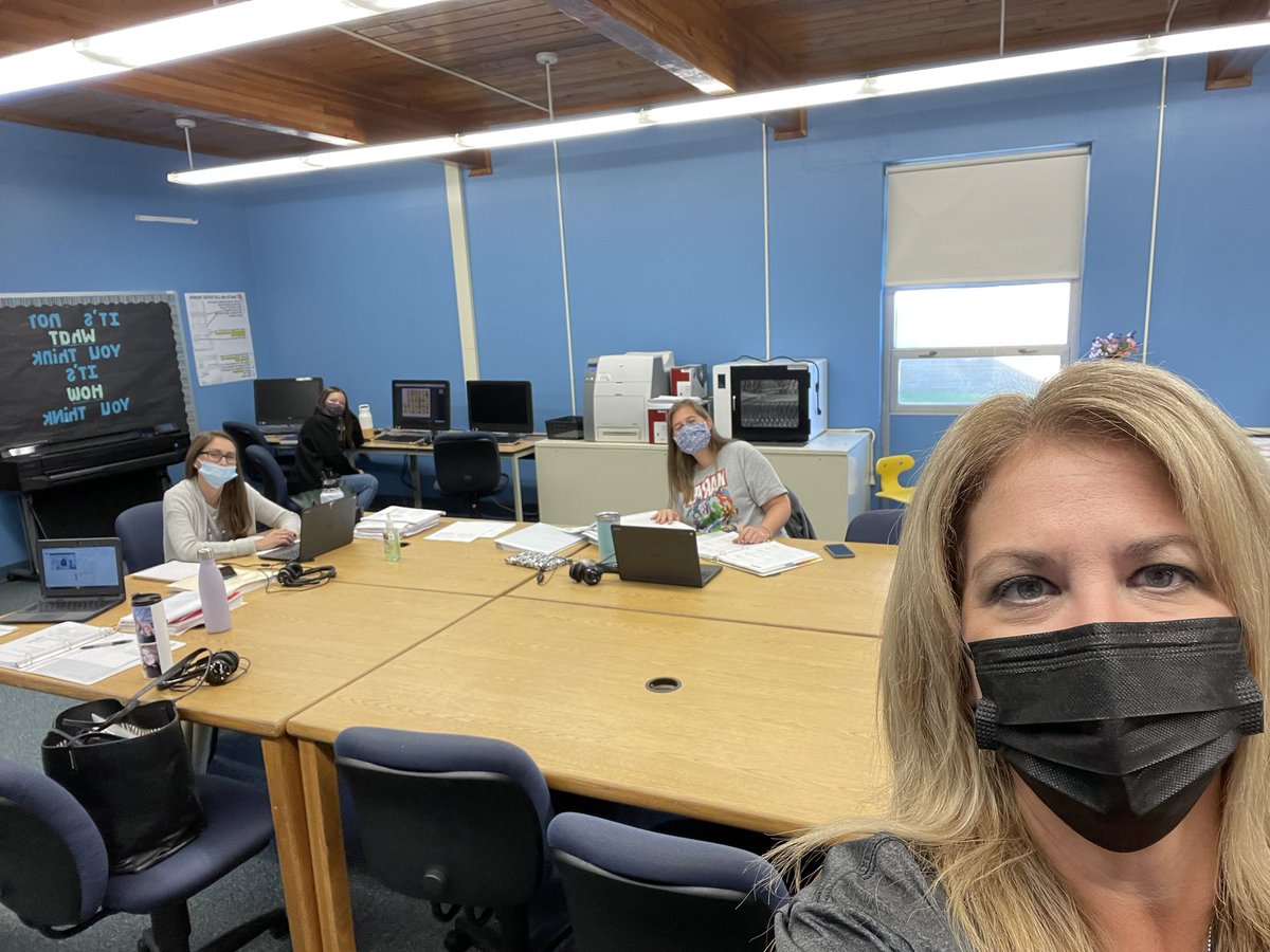 ldsmmarino's tweet photo. ๐Our team Wilson meeting is in full swing.๐ #tapitout @LDS_JMakaro @LDS_jmurphy @LDS_MrsDAngelo @jharmon_LDS @j_cocchiola @DonovanSchool @LDSPrincipal @LDS_Supervisor @FT_Schools https://t.co/tBzsaEbGvY