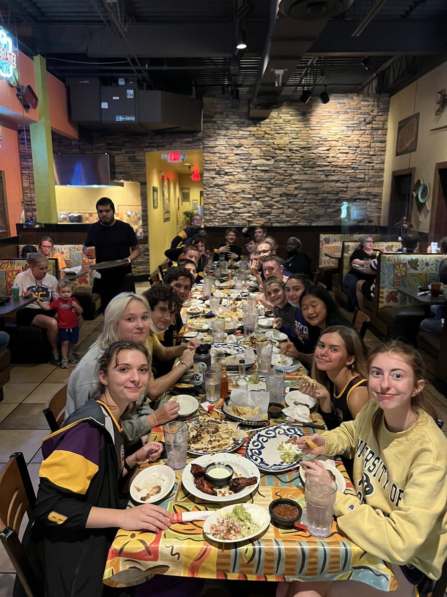 mrwalkerahs's tweet photo. @AFFTONATHLETICS great meet yesterday for Affton XC! 2/3 of the team got a 5k PR! Senior Capitans Madison Peroutka &amp; Jaellyn Mujanovic met career goals! Team had a great Senior Night Celebration at Chevys after! #afftonstrong #afftonxc https://t.co/JJXLUKFXhJ