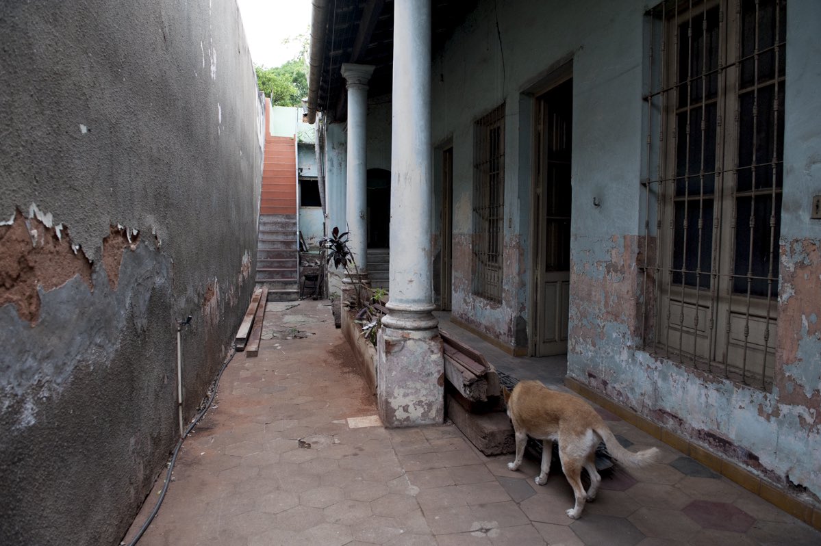 Jueves #tbt arqui. Casa ilona, trabajo realizado en 2013. Una foto del antes y tres de la intervención. Otra obrita de rehabilitación de una casa antigua que estaba hecha pero a en el centro de Asu. Sin demasiado presupuesto le hicimos resucitar. fotos del amigo <a href="/federicocairoli/">Federico Cairoli</a>