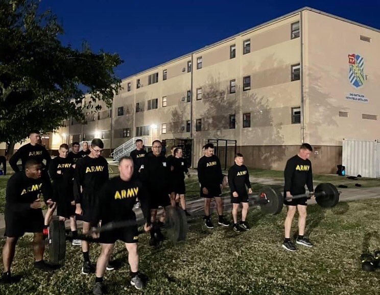 2_18FA_BN's tweet photo. PRatis a key component of building #H2F. Creative and challenging training with your team helps build #Readiness. 

2/A leaders demonstrated our #CultureOfFitness and engaged leadership this morning through rigorous #PRT. 

@CSM_Mac the invite is always open to join us! https://t.co/qEYoLq2vt7