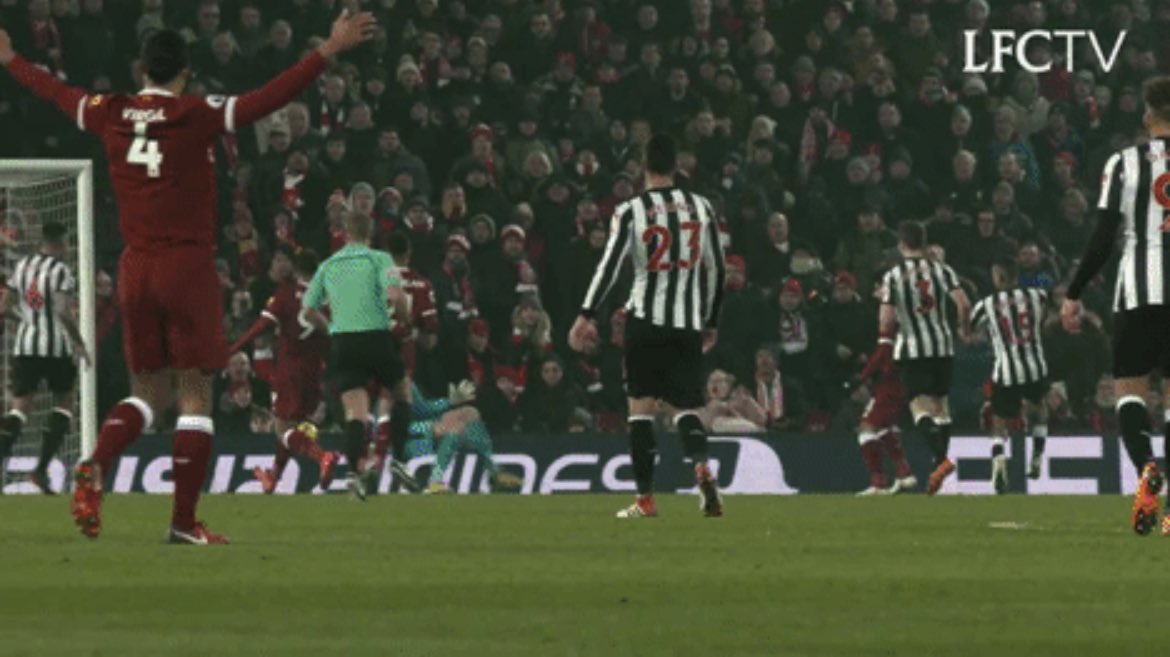 Footballtweet's tweet photo. Virgil Van Dijk knows he can celebrate early because he knows Mo Salah will finish his dinner! https://t.co/L5PYAzLubo