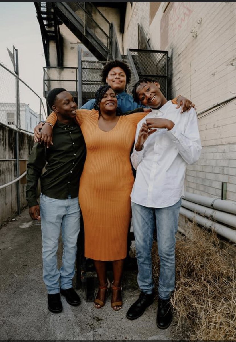 johnny Dickson tweet media