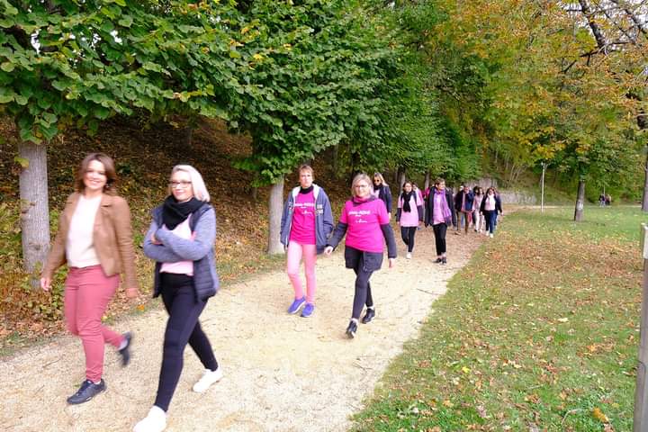 Samuel__Guede's tweet photo. @baugeenanjou en rose !
Agents de la ville et élus s'étaient donnés rdv au bord du Couasnon pour une marche solidaire au profit de la lutte contre le cancer du sein. 

#OctobreRose
@laliguecancer @Maine_et_Loire @BaugeoisVallee https://t.co/Px0jvILBun