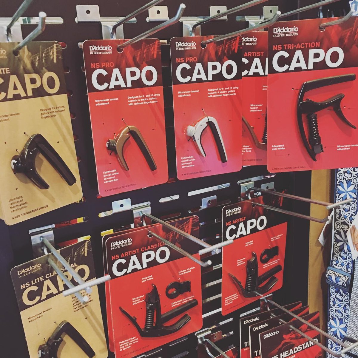 TheStringStore_'s tweet photo. Capos, Capos, Capos. .
.
#thestringstore #newstrings #capo #acousticguitar #electricguitar #musician #geartalk #daddario @daddarioandco https://t.co/b272Dr38tp
