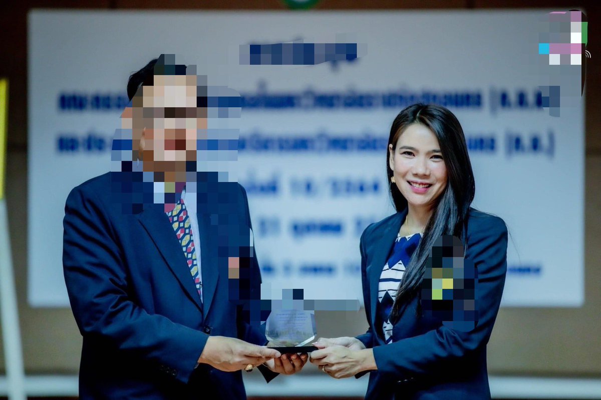 Daonawaphronn's tweet photo. ได้ดีเพราะ หอ เเลกมาทุกอย่างด้วยหอ ดีเด่นเฉย  น่าภูมิใจเนอะ5555
#กะหรี่ในคราบอาจารย์ #คบชู้ผัวชาวบ้าน #ไรจรรยาบรรณวิชาชีพ คู่ขาเป็นใหญ่ ต้องรีบเอาหอเเลกรึเปล่าน่า #สกลนคร https://t.co/oBj49oRHWA
