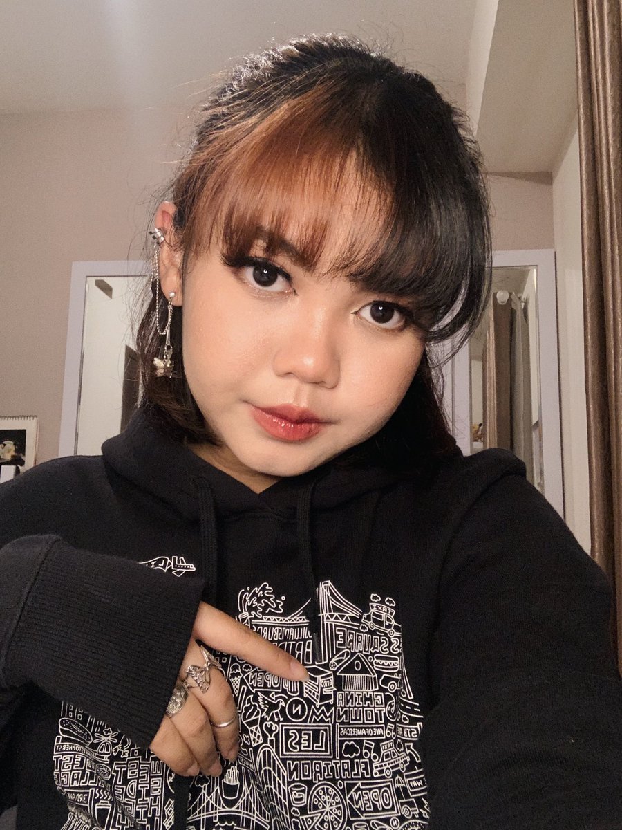 tinyhongs's tweet image. hongjoong told me to post this 

#AtinySelcaDay #ATSD
#에이티즈 #ATEEZ @ATEEZofficial