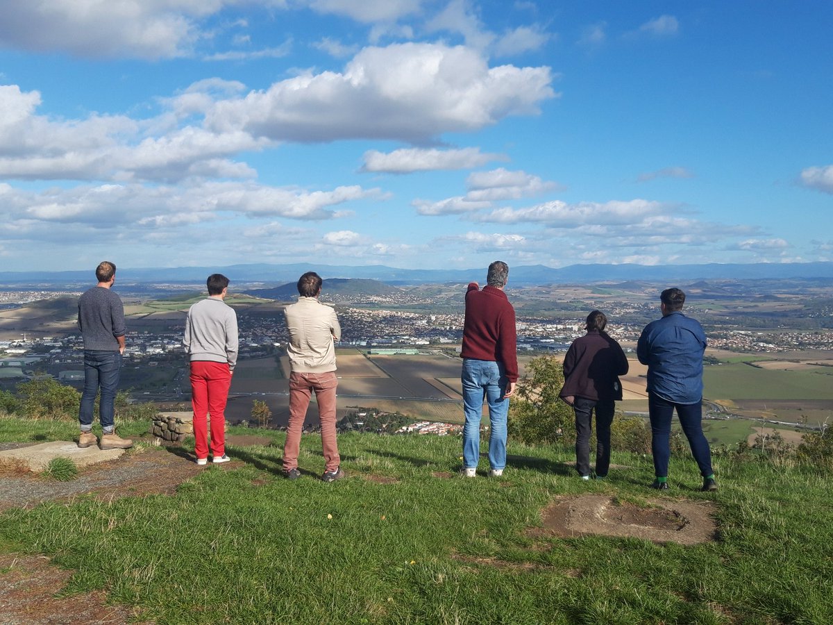 Journée d'échanges avec la SCIC Fermes partagées ; face à la Plaine de Sarliève, cogitations communes sur les plus-values des montages coopératifs en agriculture. Les SCOP et SCIC : une voies possibles pour l'installation agricole et l'innovation!#cooperatives
#agriculturebio