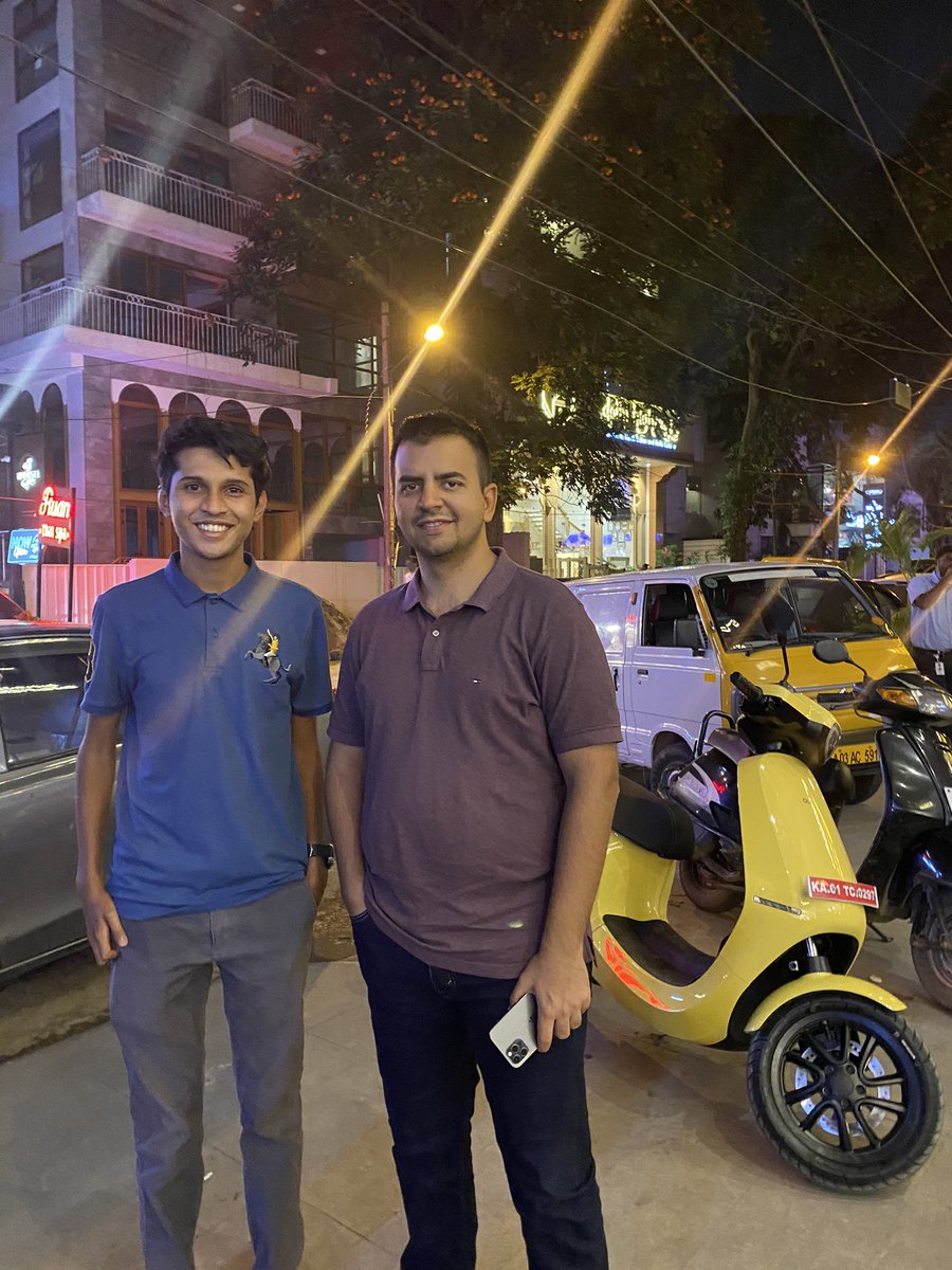 PeriAravind's tweet photo. Thanks @bhash for bringing along the @OlaElectric S1. It truly looks fabulous and feels amazing. Can’t wait to drive it around! https://t.co/VepXzJ9i7d