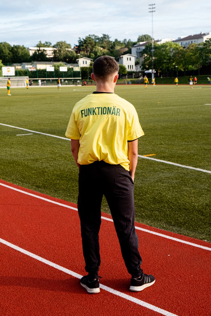 When David Hosted Goliath: A creative insight of Scandinavian giants AIK travelling to the fifth tier Rågsved IF in the Swedish Cup.

Location → Hagsätra IP
Photographer → <a href="/eriksedin/">erik</a> 

Photostory → theculturedivision.com/stories/when-d…