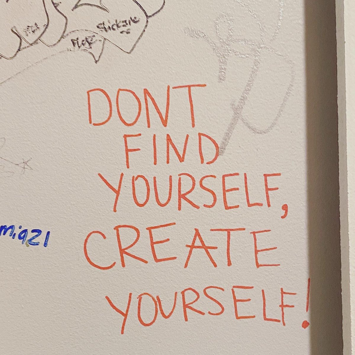 catelynanne_'s tweet photo. thank you to whoever wrote this in the bathroom, I loved it so much so I recreated it ✨ https://t.co/Q76F8MLU8N