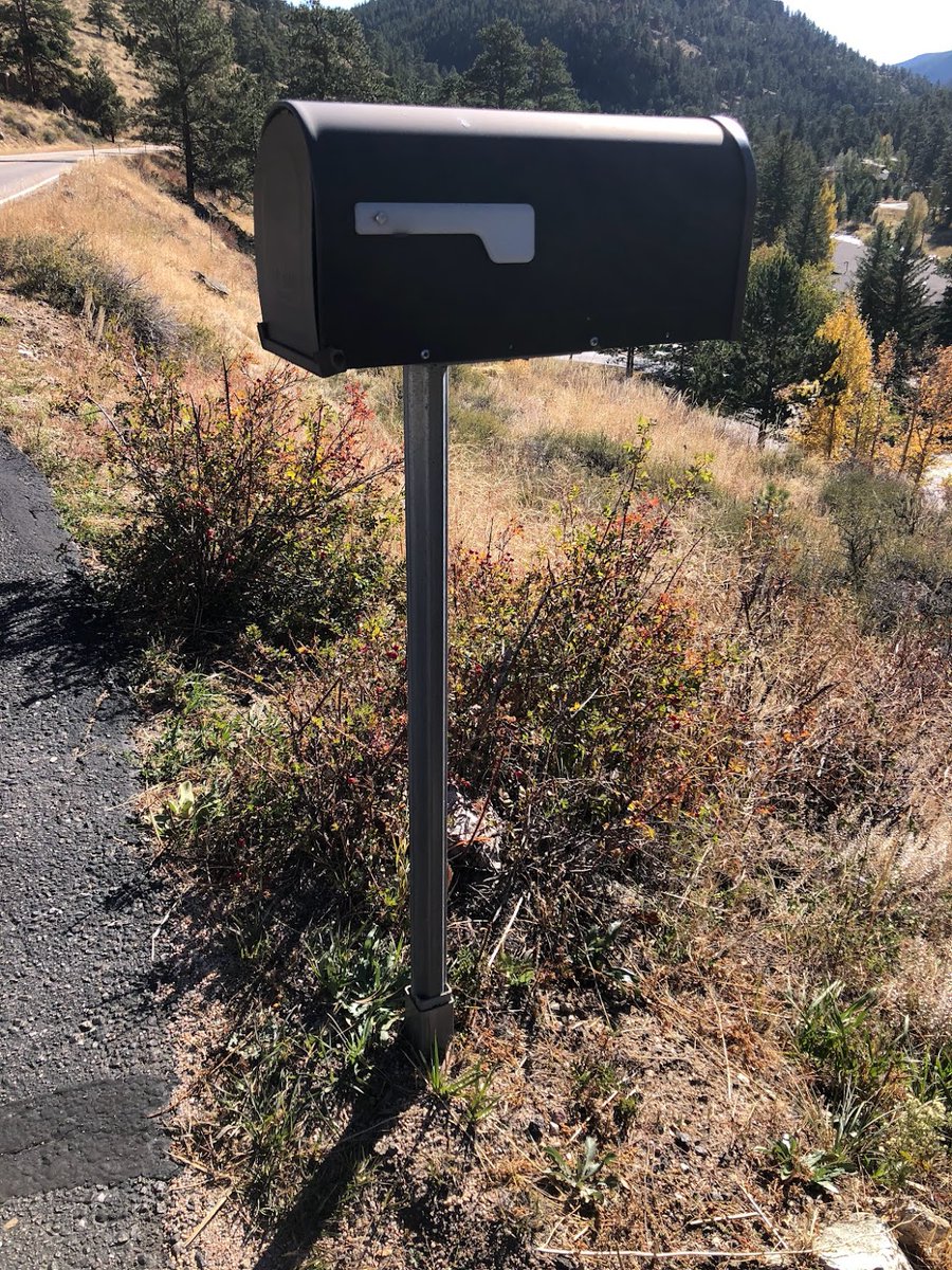 ZillaRac's tweet photo. Traveling to the top of the world? Look for our NEX Mailbox Posts in Estes Park, CO, on your way to the 12,000 ft peaks of Rocky Mountain National Park. https://t.co/unRNlxMxwD
