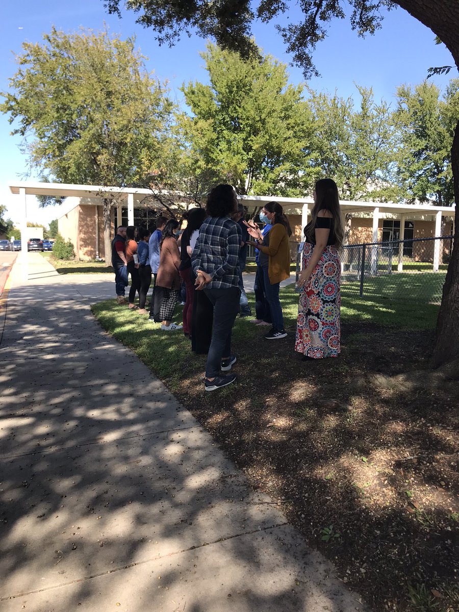 ladonnaschwab's tweet photo. CFB Secondary Math teachers discussing thoughts by “folding the line”.  #WeAreCFBMath #TogetherWeRiseCFB @drdanawest @garveyt1 @DrChapmanCFBISD https://t.co/2lVHSPfvp5
