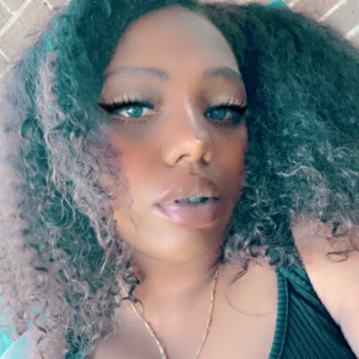 aquarianmilf's tweet photo. #NewProfilePic https://t.co/1Hiqd10DDv