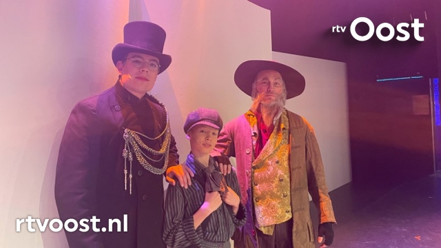 rtvoost's tweet photo. Musical van muziektheater Vakk uit Dedemsvaart na heel wat 'online oefensessies' eindelijk in première https://t.co/HIjbP4svGy #rtvoost https://t.co/y8FCfbYmXU