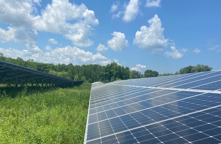 Infiniti_Energy's tweet photo. The New Jersey Board of Public Utilities (NJBPU) is beginning the process of converting its #CommunitySolar pilot program into a permanent program. #NJSolar https://t.co/A05UqubvIb https://t.co/myPWZS3VbX