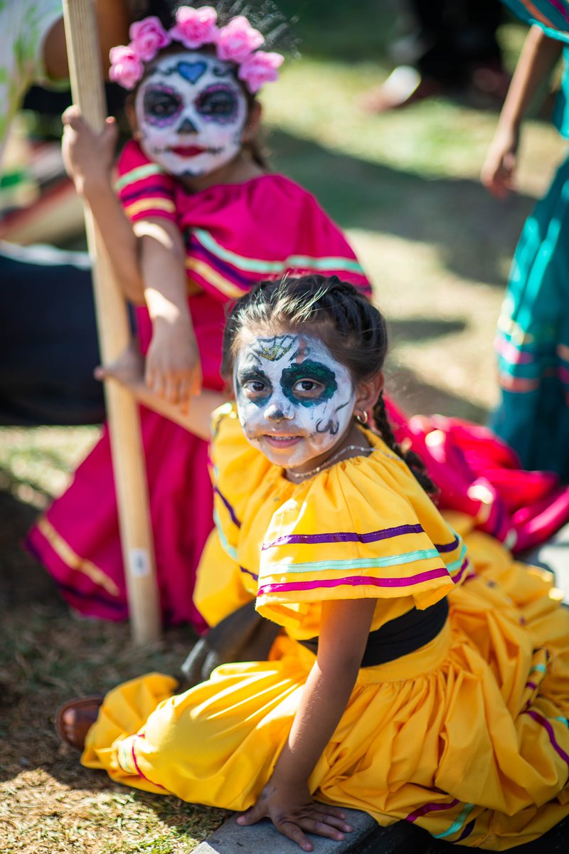 hwdforever's tweet photo. Children (of all age) at 🌼💀#DiaDeLosMuertos 💀🌼 are not only guaranteed to have a blast, but will also learn all about this cultural celebration through the #creative and immersive activities at the #ChildrensPlaza.See you in 9 days!
#hollywoodforevercemetery #ladayofthedead https://t.co/5HLaGcYdxQ