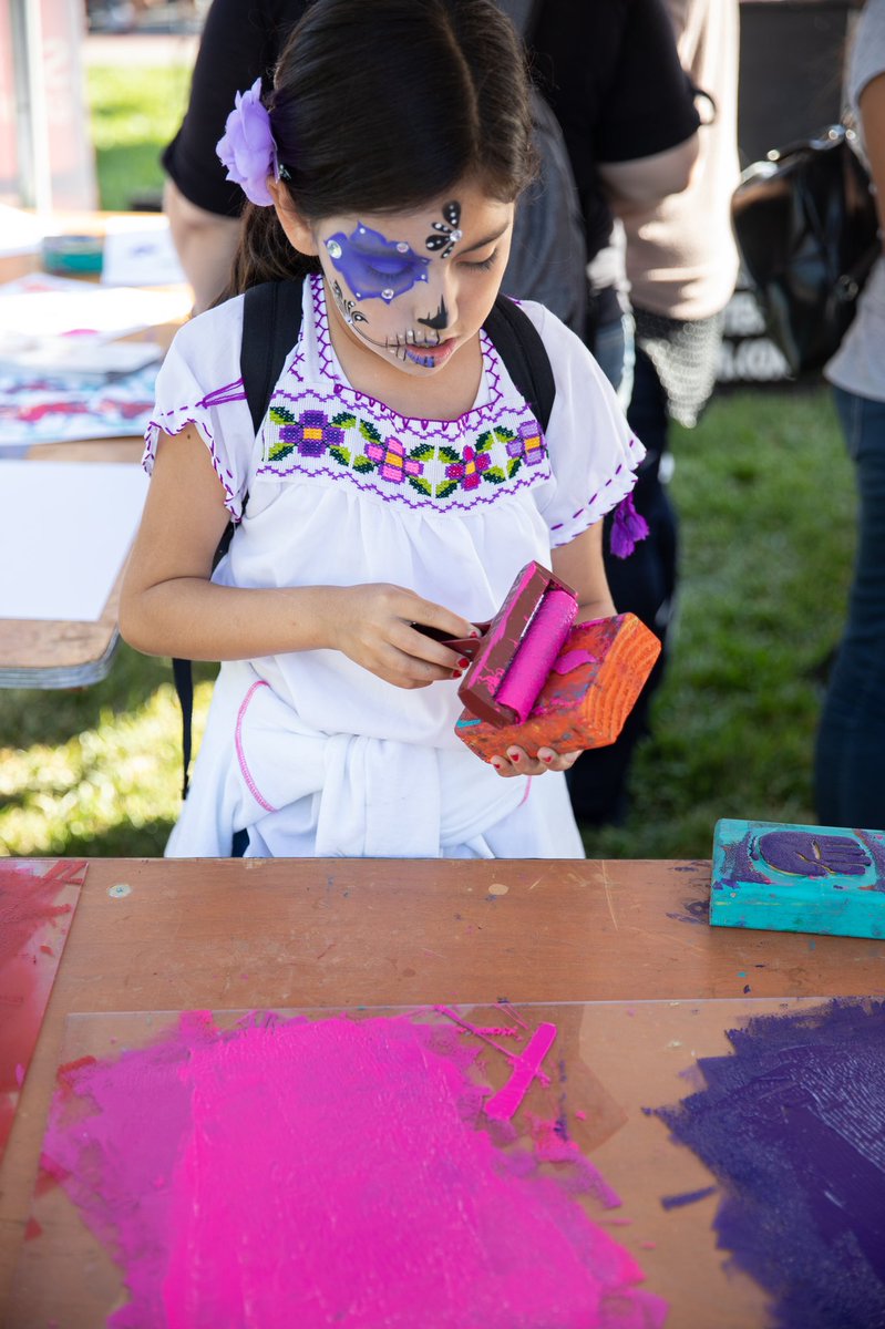 hwdforever's tweet photo. Children (of all age) at 🌼💀#DiaDeLosMuertos 💀🌼 are not only guaranteed to have a blast, but will also learn all about this cultural celebration through the #creative and immersive activities at the #ChildrensPlaza.See you in 9 days!
#hollywoodforevercemetery #ladayofthedead https://t.co/5HLaGcYdxQ