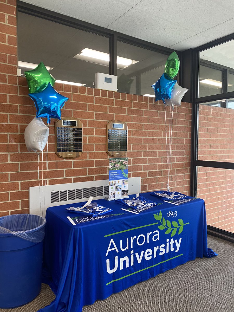 KimRudden's tweet photo. AU2U today! Aurora university brought their admissions team to SHS to help with on-site applications. ⚫️🟡 #AU2U @AuroraU @StreamwoodHS @SecondaryU46 https://t.co/GQJHbRV7vJ
