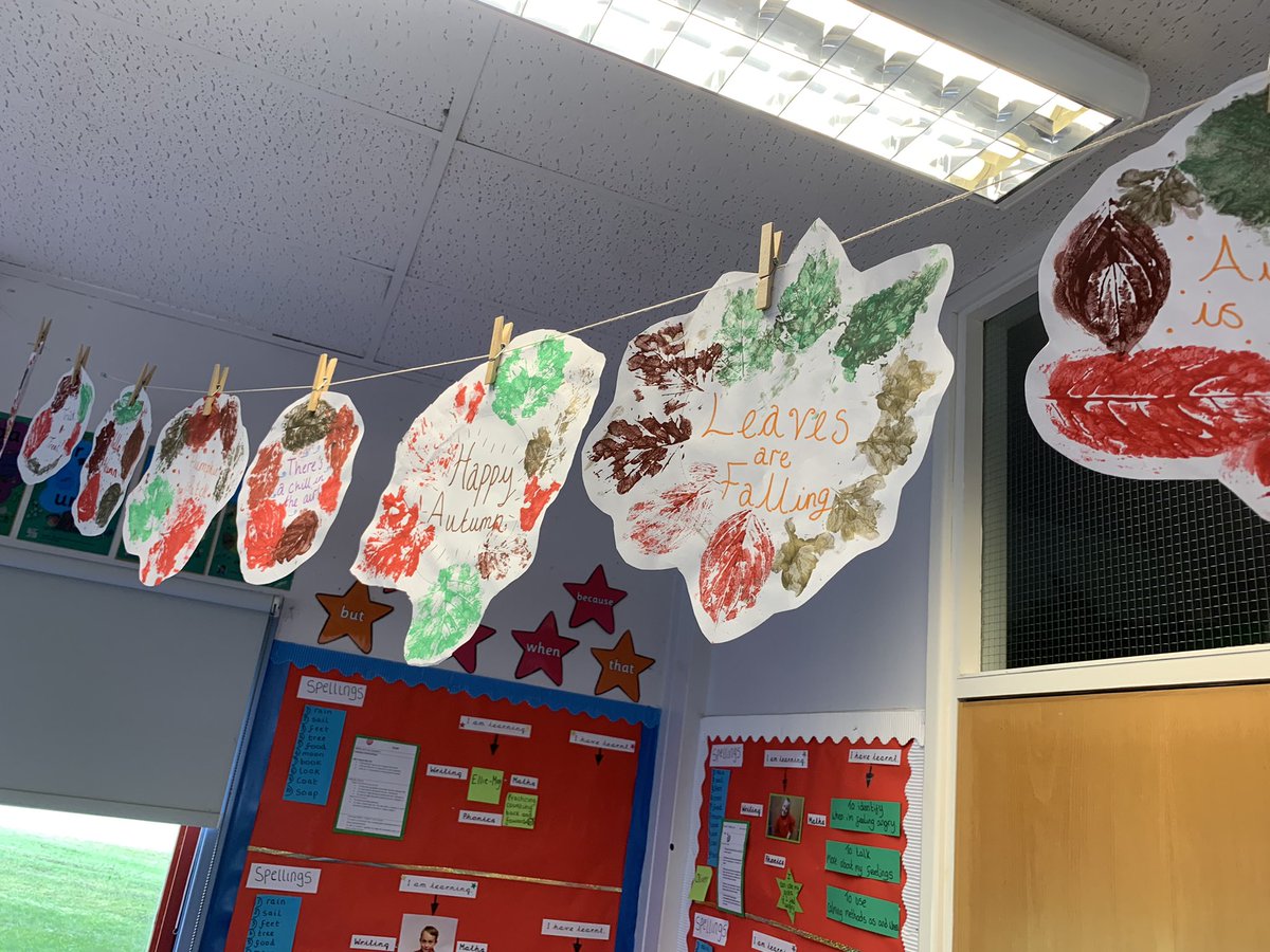MissTempleman's tweet photo. And that’s my first half term as a supply teacher over, had a great time working at so many schools around my area and getting asked to go back to my current school after half term is a great feeling! Now onto the holidays including a nice trip to Paris!! https://t.co/pzuCkoKWay