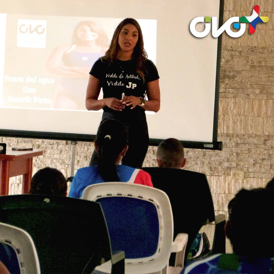 "Paso a paso y un día a la vez" - Jeserik Pinto (<a href="/jesepinto/">jeserik pinto Oly</a>)

El pasado martes 19 de octubre, recibimos a la atleta olímpica para una charla con los integrantes de nuestras escuelas deportivas.
_
#CIVG #Olímpicos #Atleta #Deportes #CiudadGuayana #Pzo