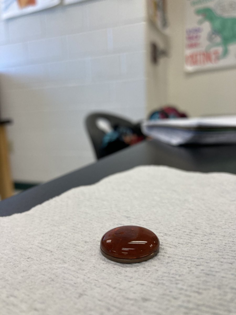 WeirdlySciency's tweet photo. And my other classes did a “blood” on a penny lab! A fun Halloween twist to a classic lab 🤗#jaguarsROAR #buildingthebestSPS https://t.co/Hw01Xz8XtJ