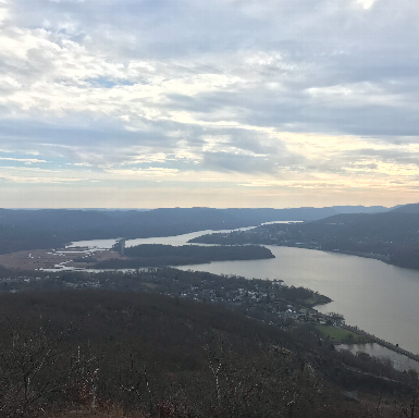 AMC Young Members, join us for a hike in the Hudson Highlands next weekend 10/30.  We'll hike the beautiful, popular, Bull Hill Loop trail where you'll experience fantastic views of the Hudson River, and vibrant fall foliage. ow.ly/x1Ch50GuZ9l