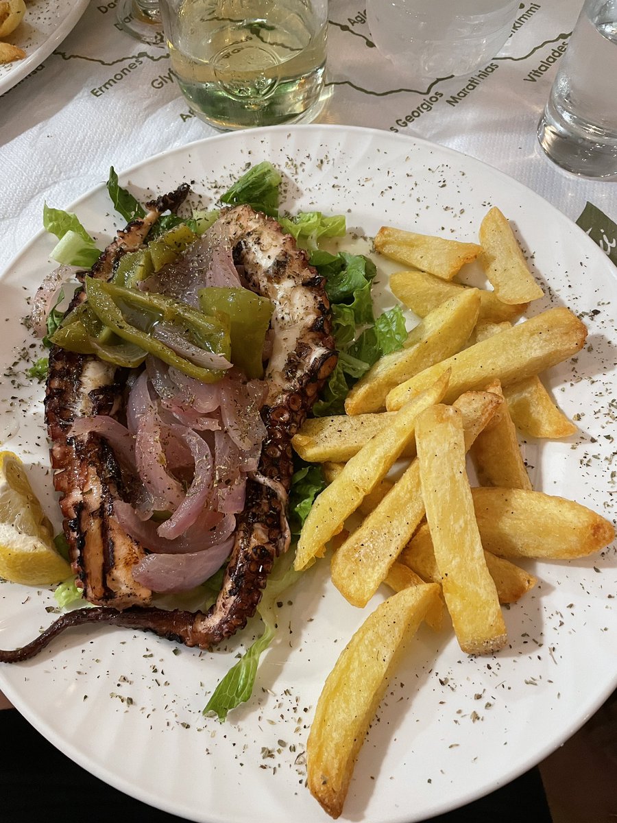 mandybaggot's tweet photo. Back in Corfu! #greece #food #nostimo 🐙 https://t.co/Nf30pyLdB3