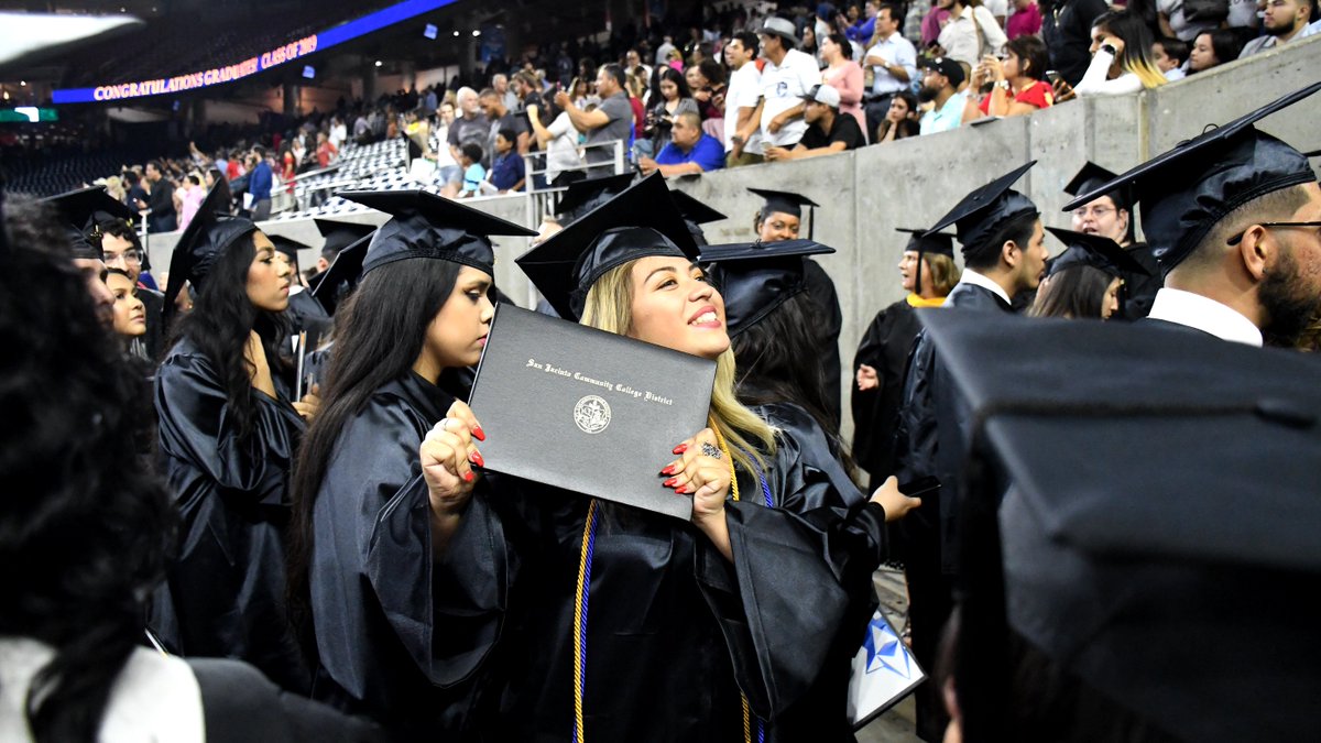 San Jacinto College tweet media