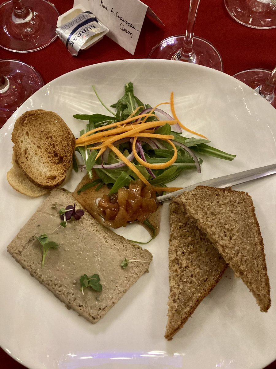 FranceCapeTown's tweet photo. #GoodFrance dinner tonight at @GrootConstantia wine Estate, where we also commemorate the bicentenary of Napoleon’s passing. A special thank you to our chefs from France and South Africa who prepared this wonderful menu! https://t.co/Hup9jYctdb