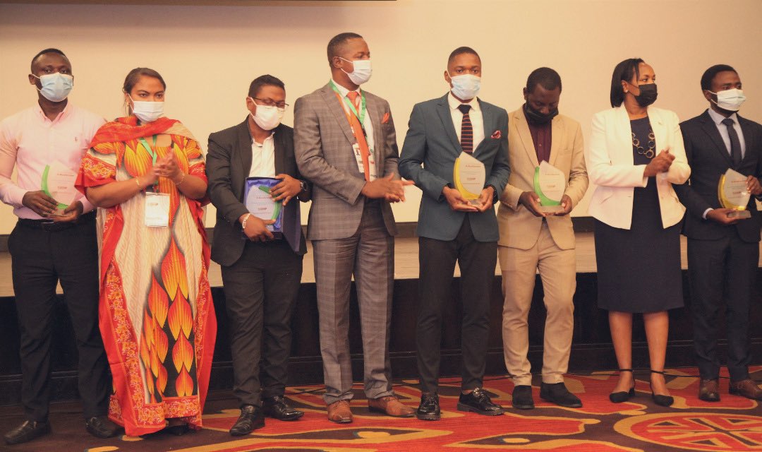 Congratulations 👏🏾👏🏾🙌🏾🙌🏾 to all the #YouthConnektAfrica2021 
E-Accelerator Winners from #Ghana, #Guinea, #Malawi, #Madagascar, #Uganda, #SierraLeone and #Zambia! for being outstanding entrepreneurs for the 2️⃣0️⃣2️⃣1️⃣ cohort! 

#YOUthCanDoIt