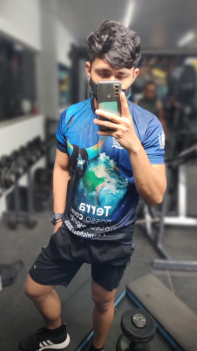xxxvandrixs's tweet photo. Tem dias que a alto estima supera a baixaaaa 😁😁😁😁❤️#tavindo #shapee https://t.co/TdShNQ5hQe