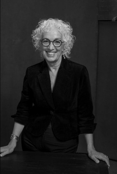 VoltaReview's tweet photo. “Sentence structure is heartrate, right? You’re designing sentences to control the reader’s heartrate. There’s nothing more elemental than that.” 

Read the rest of Karen Woods' interview with Merilyn Simonds here: https://t.co/OqLFspmwZa https://t.co/mgO44Vs6eM