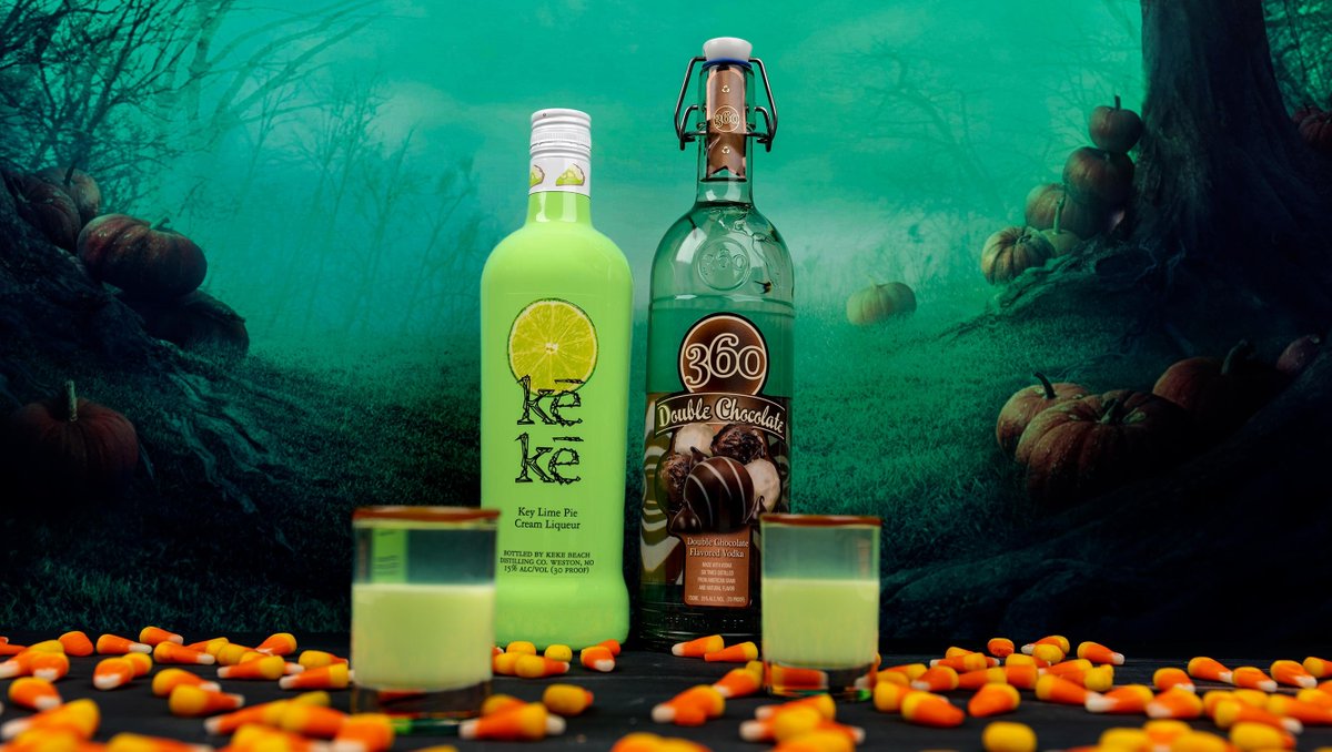 KeKeCocktails's tweet photo. A deliciously scary pairing. 💚🎃  #trickortreat #kekecocktails #360vodka https://t.co/HXCDesuUxo