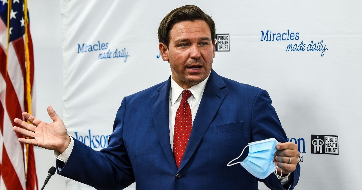 TPNN_ThePoint's tweet photo. DeSantis Calls Special Session of Florida Lawmakers to Pass Protections for Workers Against Vaccine Mandates https://t.co/oWtZoHG9Nb https://t.co/QjAXOnIiWz