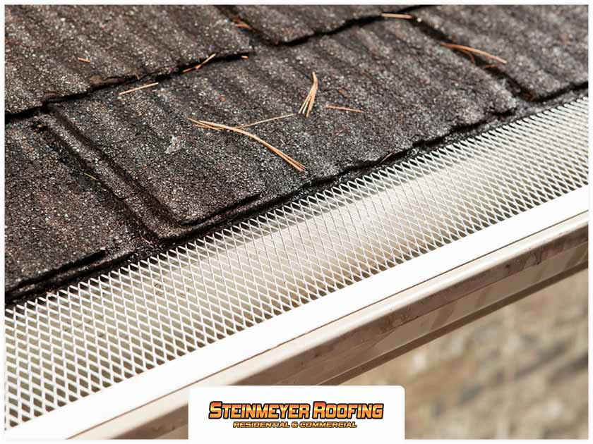Steinmeyer217's tweet photo. Steinmeyer Roofing, Inc. shares the reasons why DIY gutter covers are not worth it. https://t.co/dP4Jyek0ml https://t.co/l50NqdRc64