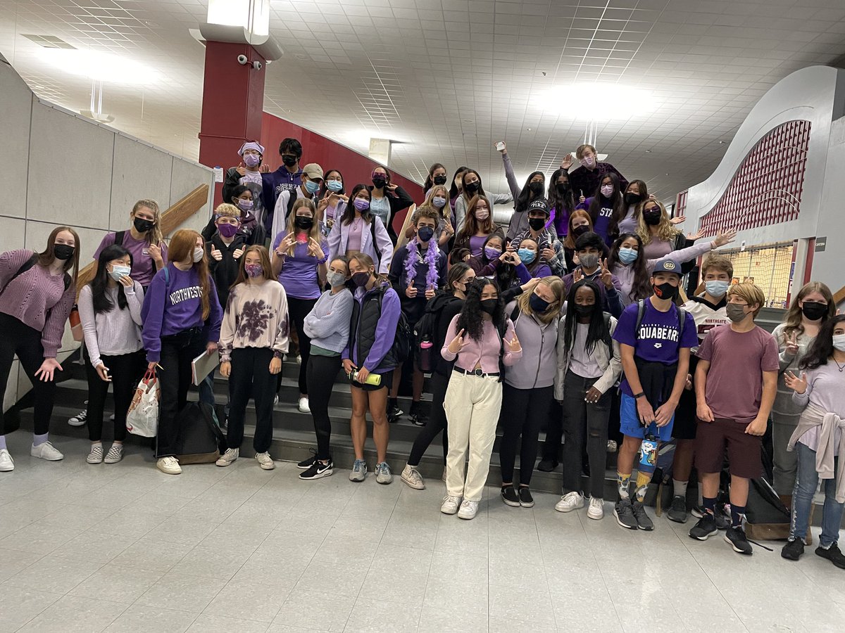 Broncos showing up for Spirit Day, pledging to stand up to bullying in support of our LGBTQIA+ students and community 🏳️‍🌈 <a href="/NorthgateHS/">Northgate High</a> <a href="/glaad/">GLAAD</a> <a href="/NorthgateGSA/">Northgate GSA</a> #BroncoPRIDE