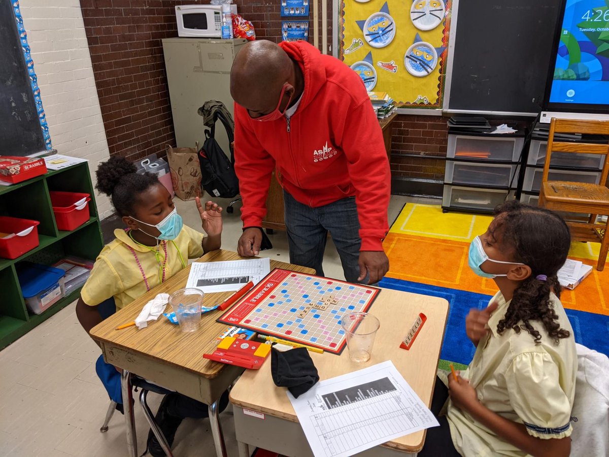 PhillyASAP's tweet photo. This week #phillyASAP kicked off the Scholastic Scrabble League at Bayard Taylor School. 1st ESMS League match was changed to a series of in-house tournaments (following CDC rec). Can't wait to keep visiting our teams & hope to see them all together in November! #ASAPScrabble https://t.co/Eukc2Hla0N