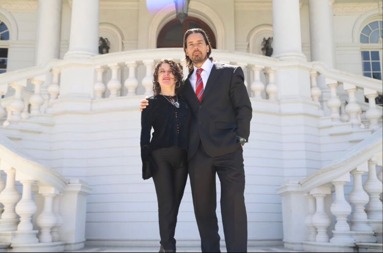 ¿Te gusta la ópera? Por sólo 5 mil pesos podrás disfrutar de las arias más famosas, en la voz de estos dos cantantes líricos, en el <a href="/qtacultural/">Centro Cultural Quillota</a> Toda la información aquí: observador.cl/manana-se-pres…