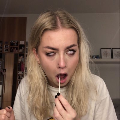 Ein svona útaf ég er í 7 daga sóttkví, þökk sé vinkonu minni #NewProfilePic