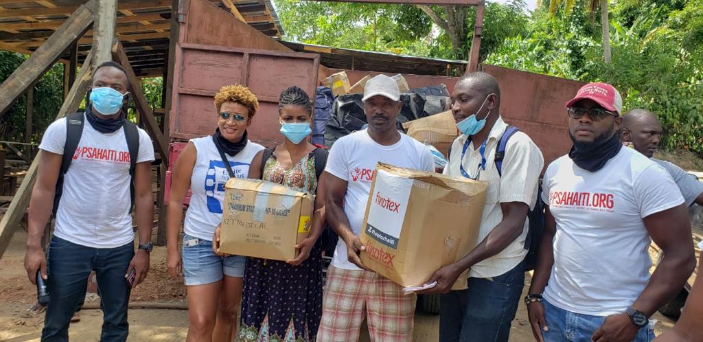 FinotexCorp's tweet photo. On August 14th 2021, Haiti suffered a strong 7.2 magnitude earthquake and several aftershocks causing severe damage and loss of many citizens. We, alongside some of our business partners, joined forces to send essential donations. #Helpforhaiti
Read more: https://t.co/Ob7hW4TsXr https://t.co/eZLicD1J96