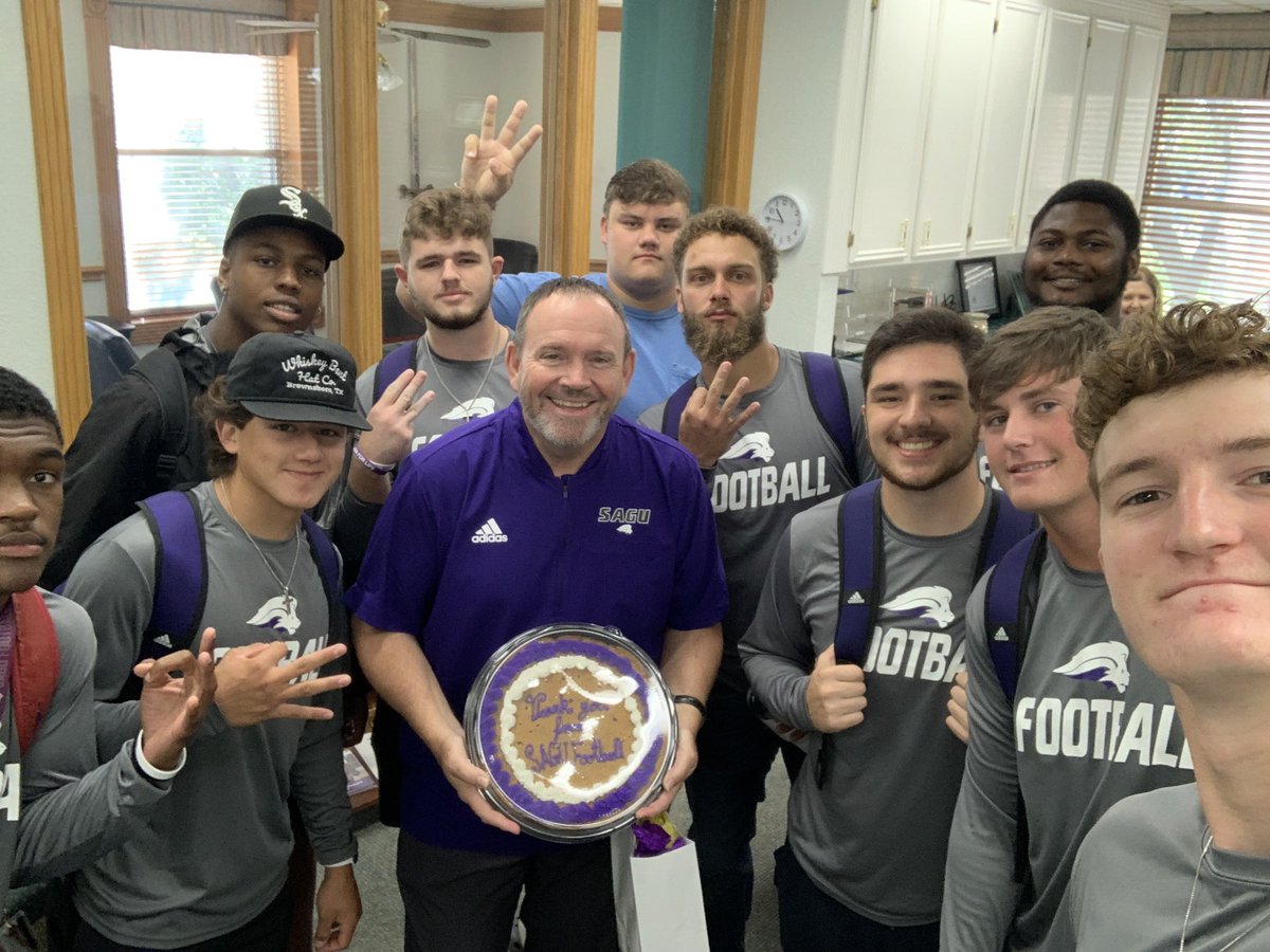 drippy_keevy10's tweet photo. #T3Thursday @SAGU_Football https://t.co/E3EhqLwY0j