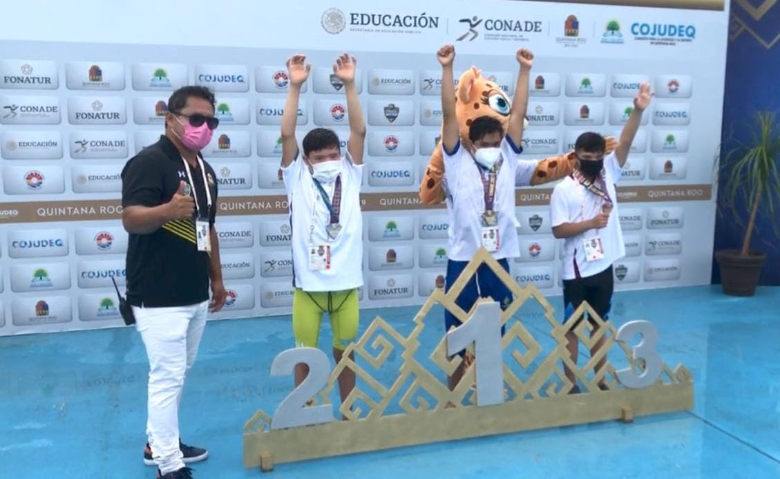 InstitutoBaja's tweet photo. REGRESAN NADADORES PARALÍMPICOS DE BC CARGADOS DE MEDALLAS DE CANCÚN

Más información en: https://t.co/HW50N0kCnl https://t.co/xBU7MnKB0k