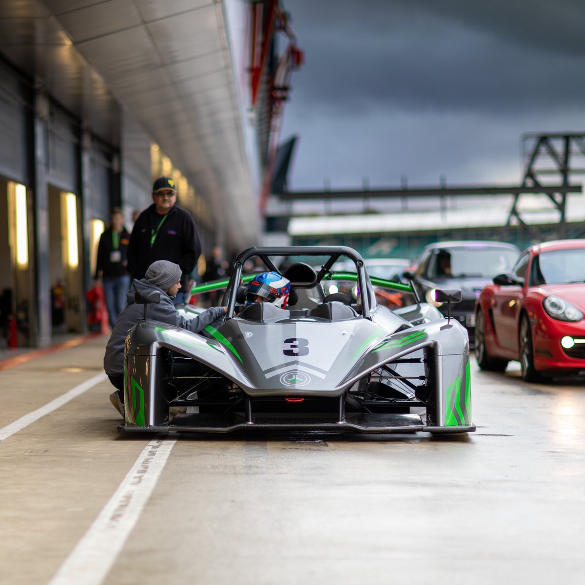 RevolutionRace1's tweet photo. #ThrowbackThursday to the stunning Revolution A-One at the 2019 @MSD_LIVE event. See you again in 2 weeks!

#motorsport #trackday #silverstone #msdlive #motorsportdays #gettingyouontrack #technology #engineering #revolutionracecars #revolutionaone
@MotorsportDays https://t.co/oUdDByWB4l