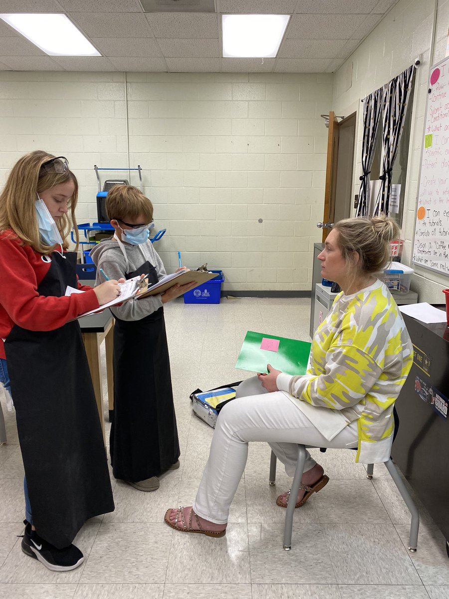 MsmauldinC's tweet photo. Medical detectives patient interviews today! #GSFTrojanStrong #PLTW #STEM https://t.co/6szOwh4IW5