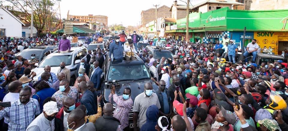RailaOdinga's tweet photo. My promise of helping the most vulnerable citizens of our Nation still stands. 

Side by side, brick by brick, we are about to build a more responsive, inclusive and united Nation. 

Good seeing you Kiambu County. 

#Onelove #Inawezekana https://t.co/7QOokyA6Yn