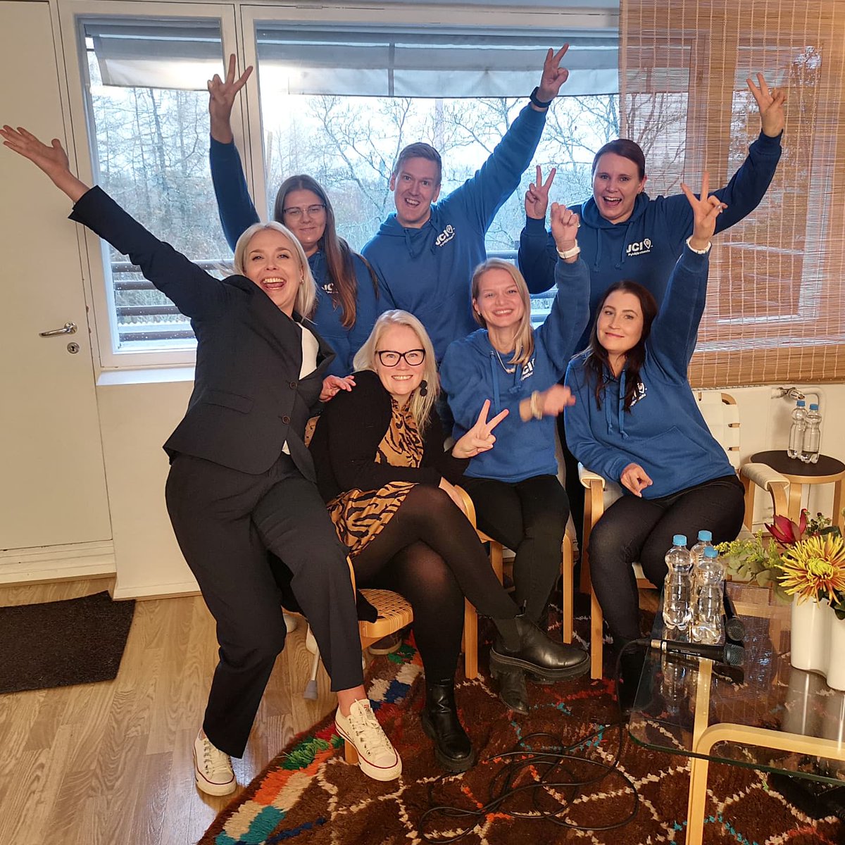 Niin ylpeä meidän tiimistä! Aika huikea tapahtuma saatiin aikaan. 🤩 Meidän tuottaman #pyhäjärviseudunelinvoimafoorumi2021 Livestreamin tallenteen voi katsoa täältä: youtu.be/2xtXGzWvkZM <a href="/JCIPyhajarvis/">JCI Pyhäjärviseutu</a>