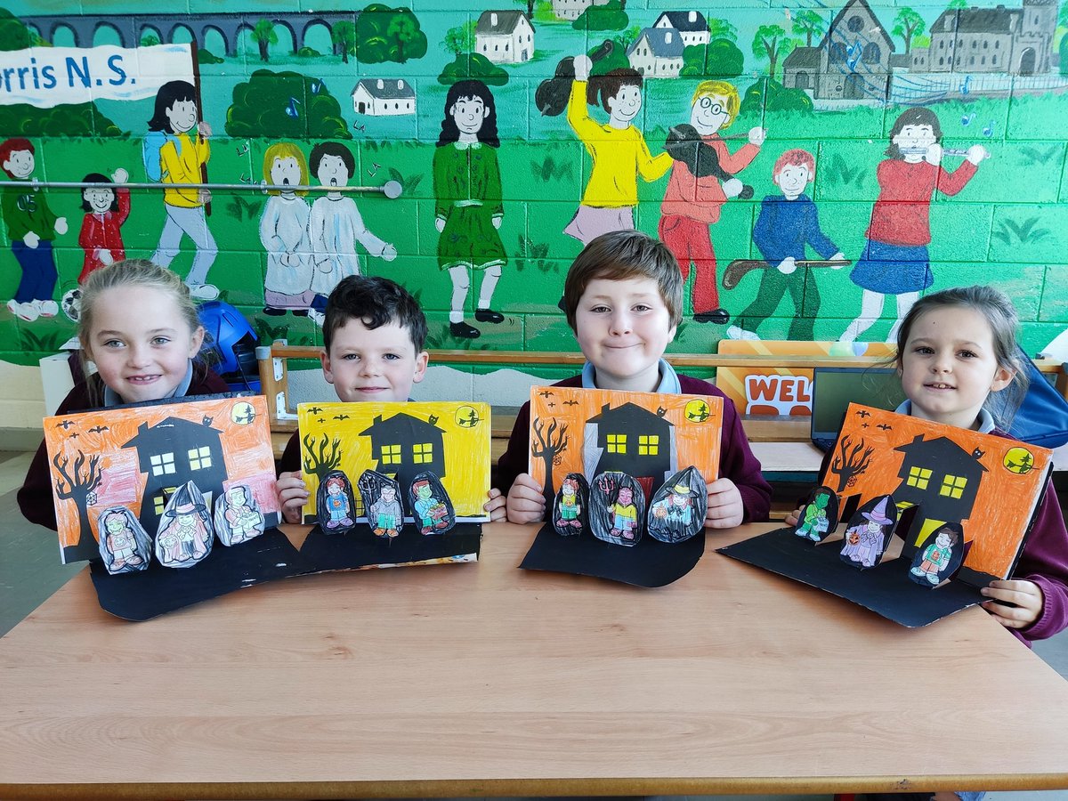 BorrisNS's tweet photo. More of our 2nd Class showing off their lovely Halloween art work. https://t.co/d5v3MFjQDJ