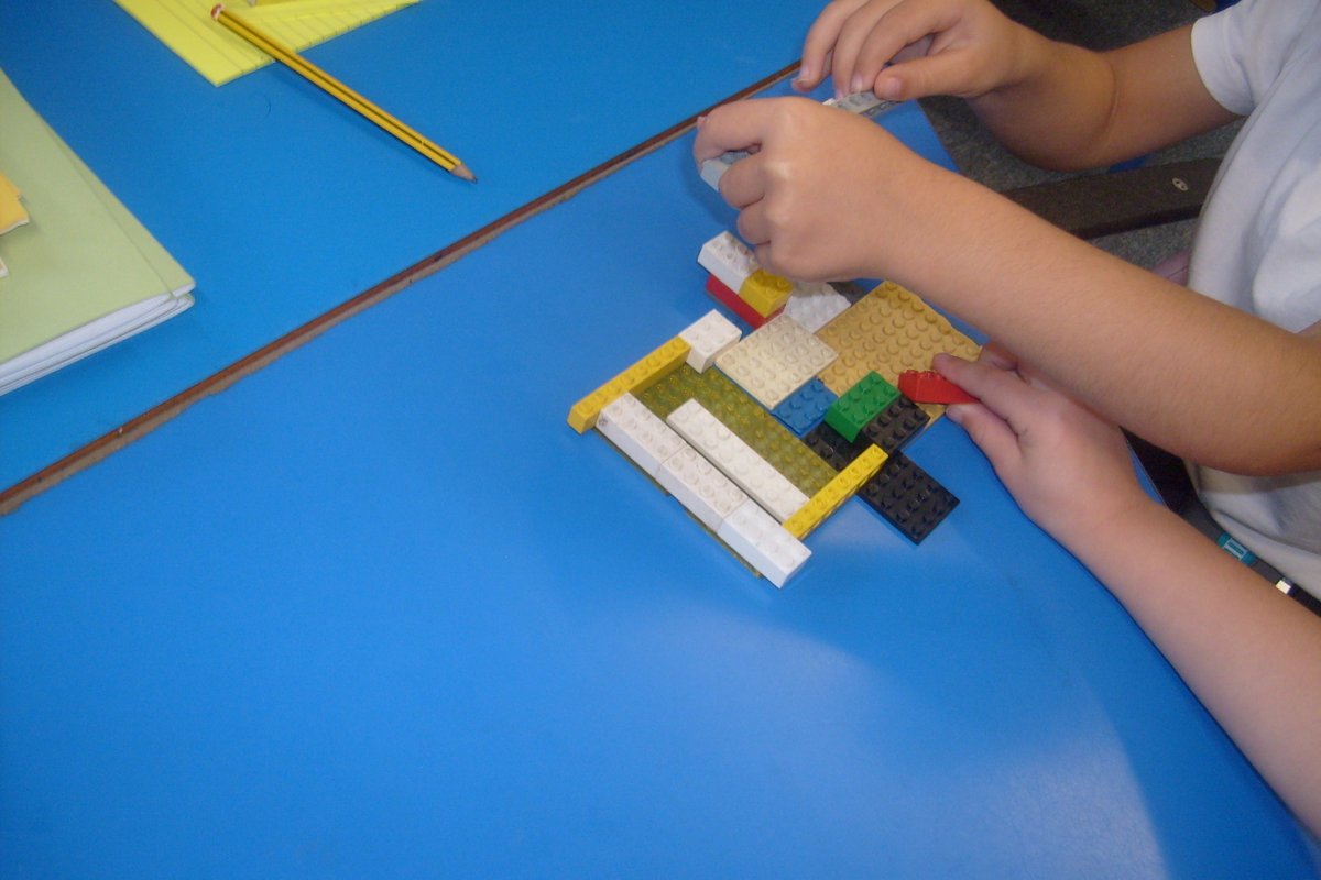 robwilkprimary's tweet photo. In Science, year 2 built houses for the three little pigs.  We used prediction skills, recorded our results in a table and evaluated which material was the best.  We really enjoyed our teacher using a hairdryer as the big bad wolf to "huff and puff and blow the houses down." https://t.co/FlcVOvBAjx