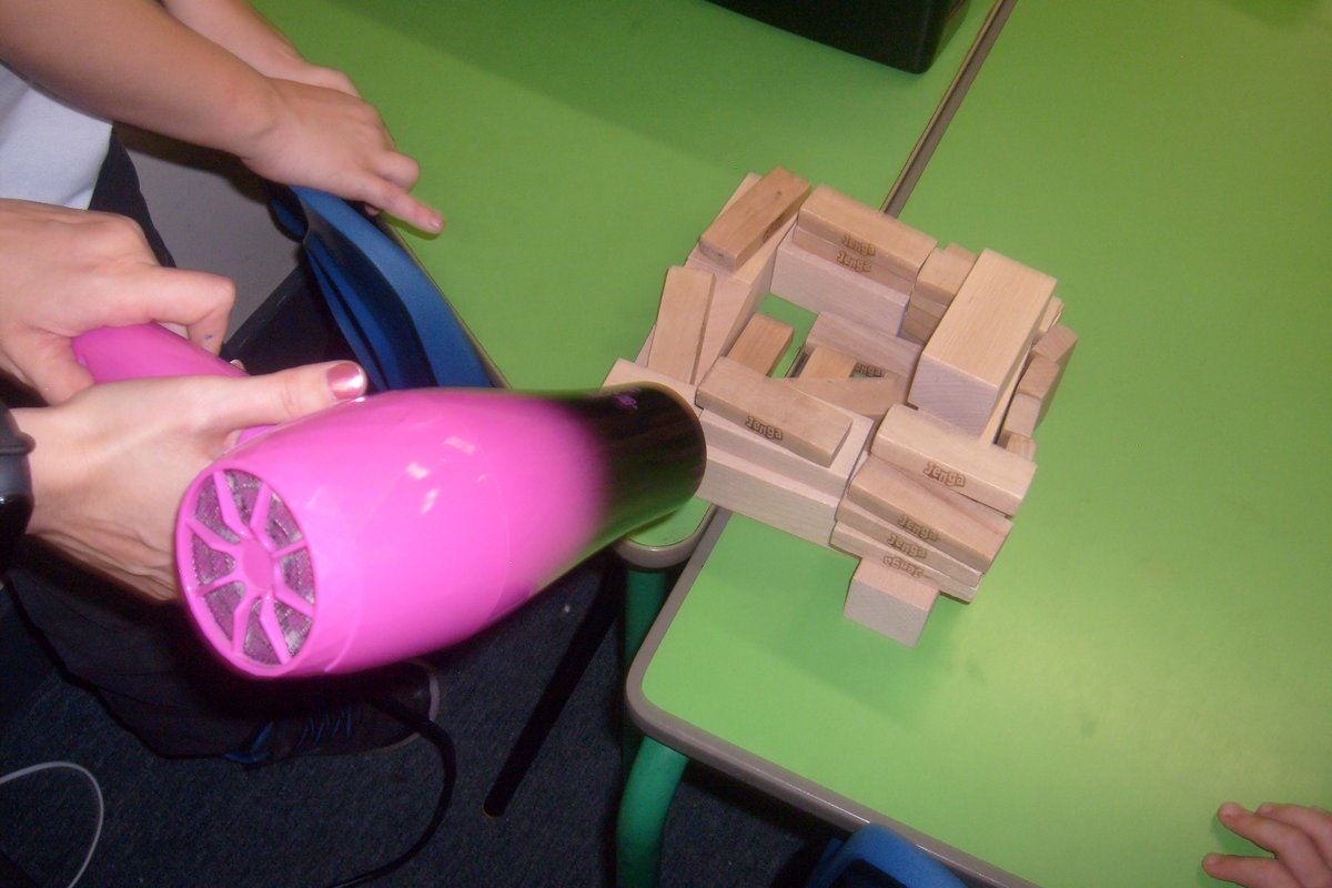 robwilkprimary's tweet photo. In Science, year 2 built houses for the three little pigs.  We used prediction skills, recorded our results in a table and evaluated which material was the best.  We really enjoyed our teacher using a hairdryer as the big bad wolf to "huff and puff and blow the houses down." https://t.co/FlcVOvBAjx